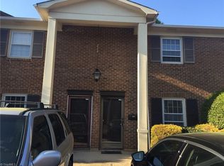 315 Vineyard Park Ct, Winston Salem, NC 27104