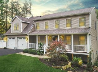 2254 Division Rd, East Greenwich, RI 02818