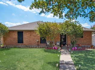 2317 Windridge Ln, Rowlett, TX 75088