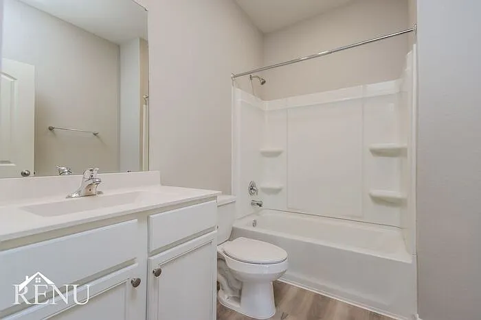 25381 Cypress Bend Dr — Photo 12