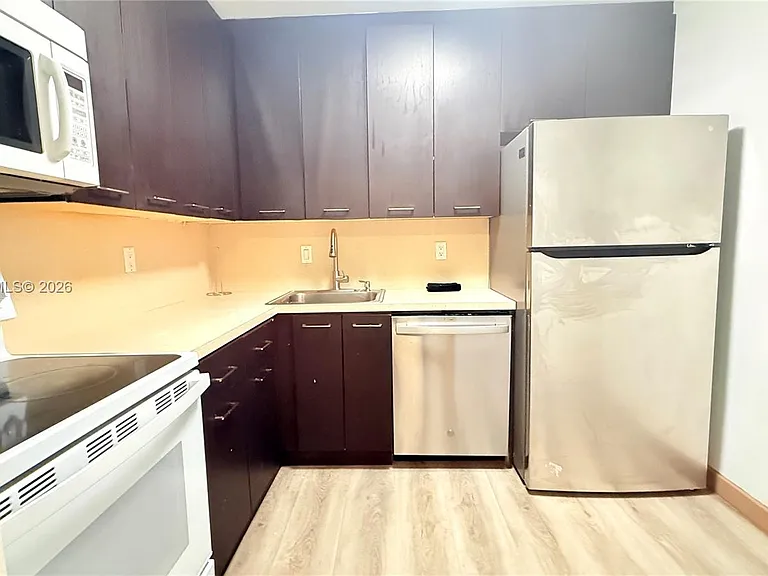 4910 NW 79th Ave #205 — Photo 5