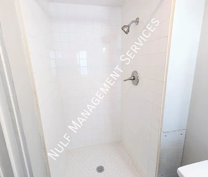 219 North Ave #1 — Photo 4