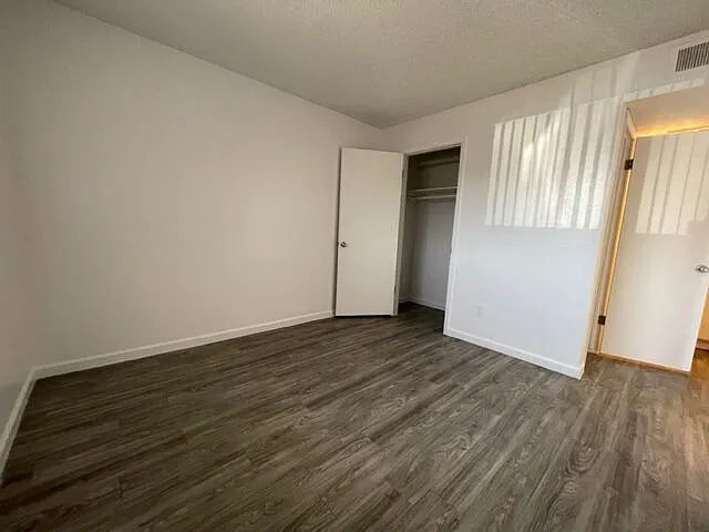 1029 S Wilson St — Photo 20