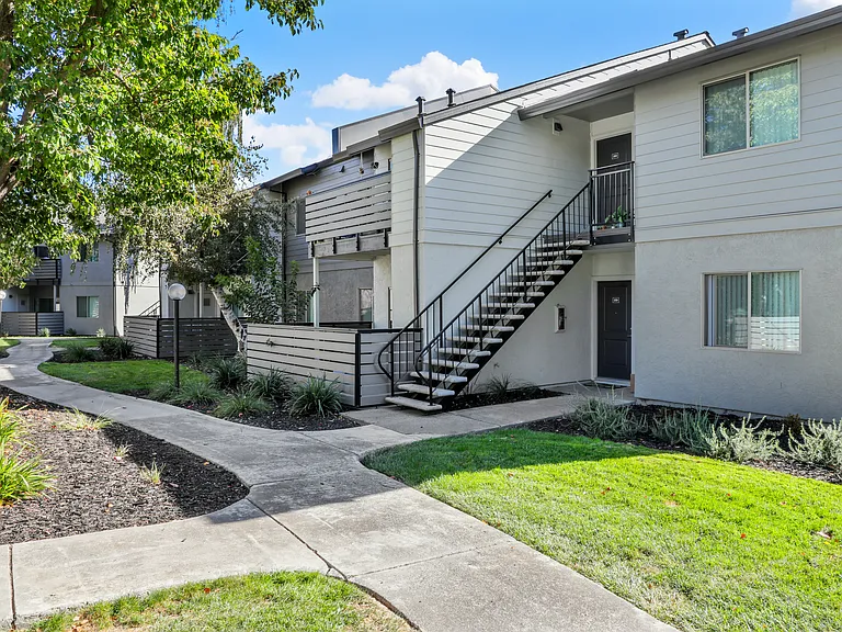 3310 Apartment Homes — Photo 45