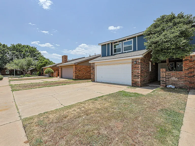 8308 Albany Ave — Photo 1