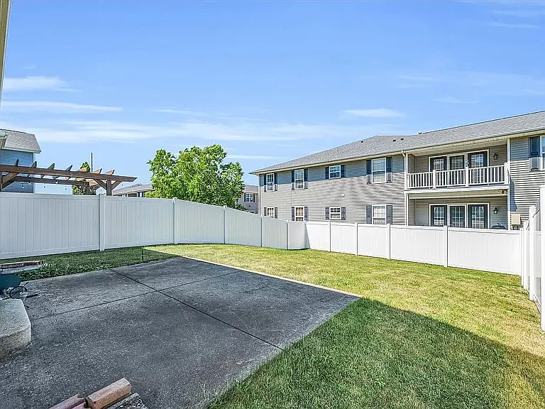 115 Tickseed Ave — Photo 17