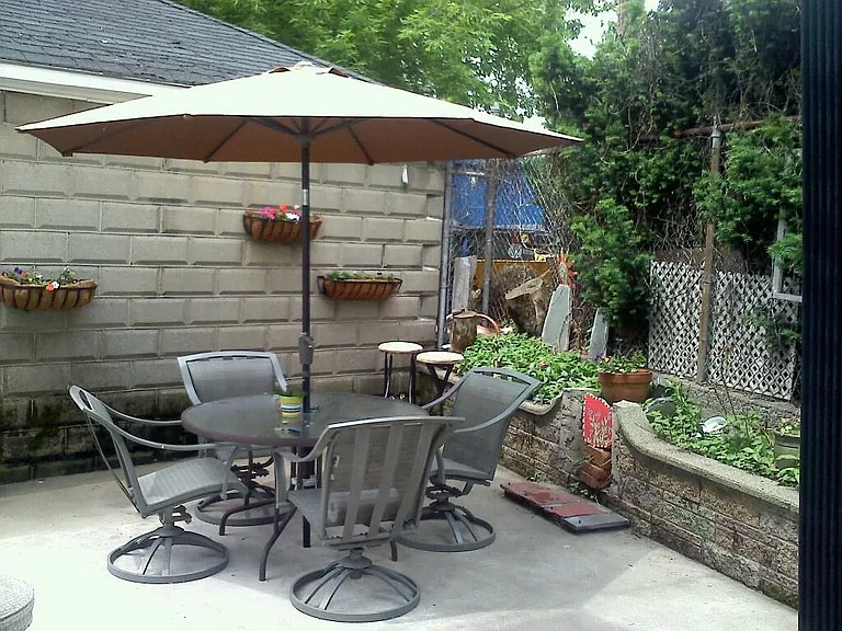 22 Armstrong Ave — Photo 8