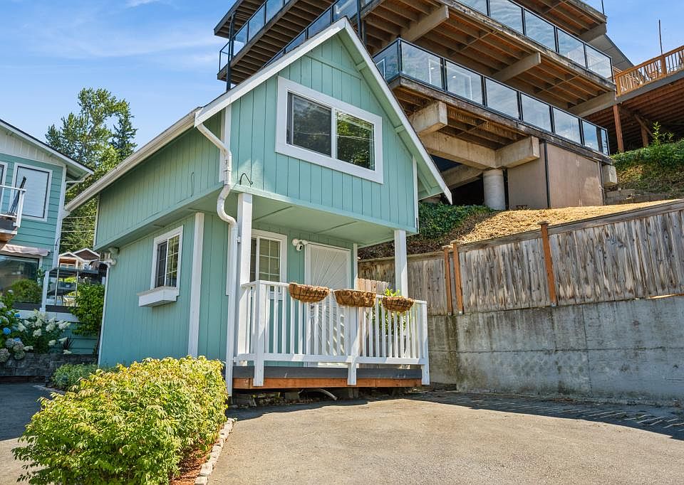 New Exterior Photo
