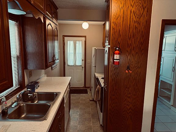 5th image of 5308 31st Ave S