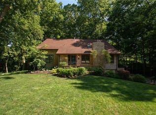 3980 Beechwood Dr, Bellbrook, OH