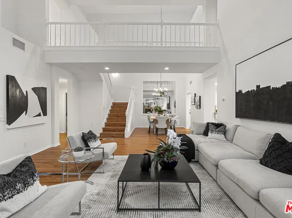 1074 Westcreek Ln, Thousand Oaks, CA 91362