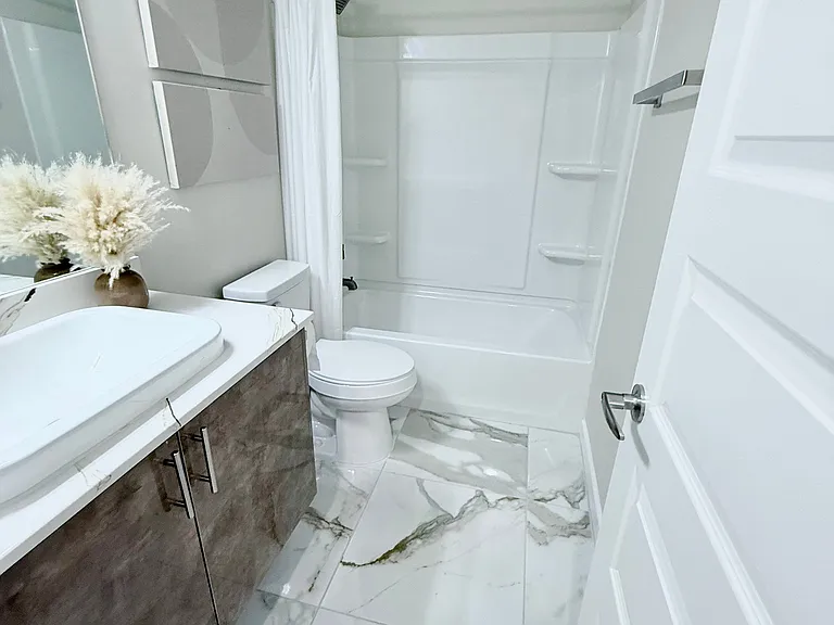505 N Emerald Ave #4 — Photo 9