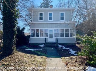 1139 W Grand Ave APT 2, Muskegon, MI 49441