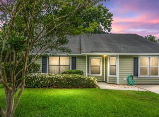 8302 Whitehaven Dr, North Charleston, SC 29420