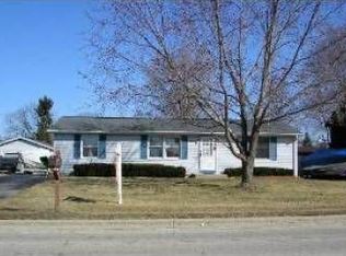 25400 W Monaville Rd, Lake Villa, IL 60046