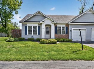 207 Twin Pines Ct, Rochester, NY 14616