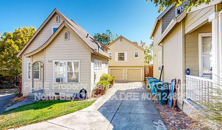 1220B Hidden Creek Pl #B — Photo 1