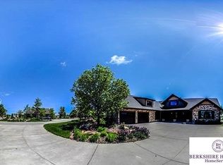 225 Piping Plover Pt, Ashland, NE 68003
