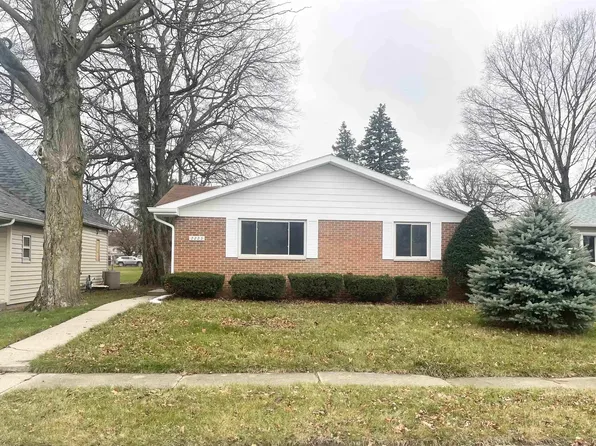 2223 Wright St, Logansport, IN 46947