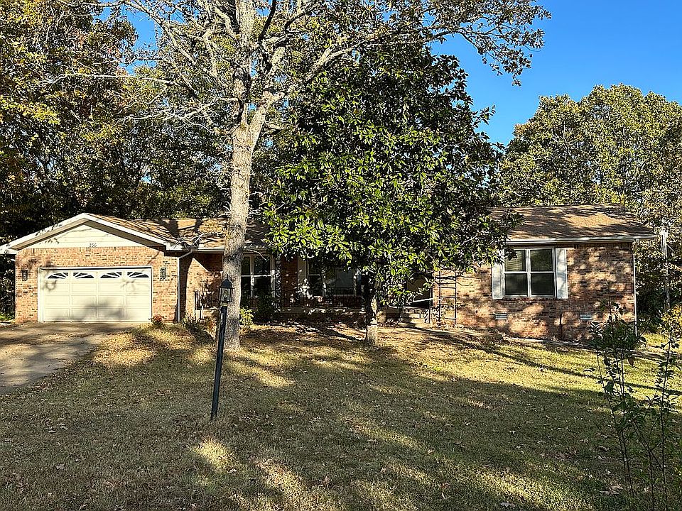 1st image of 256 Marquis Dr