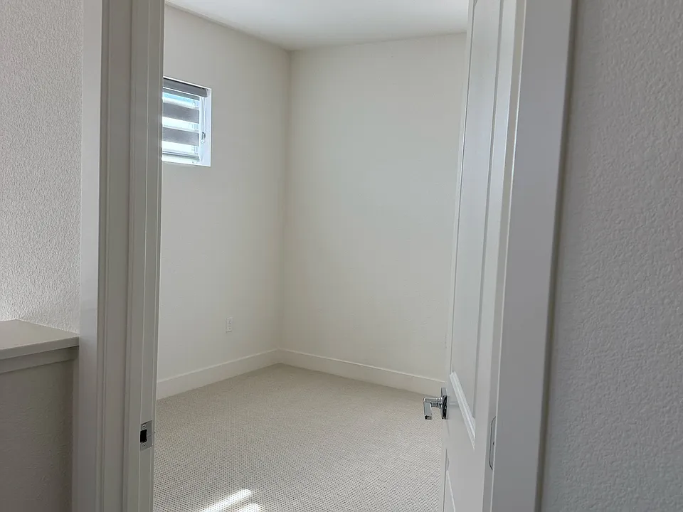 5699 Horizon Pkwy