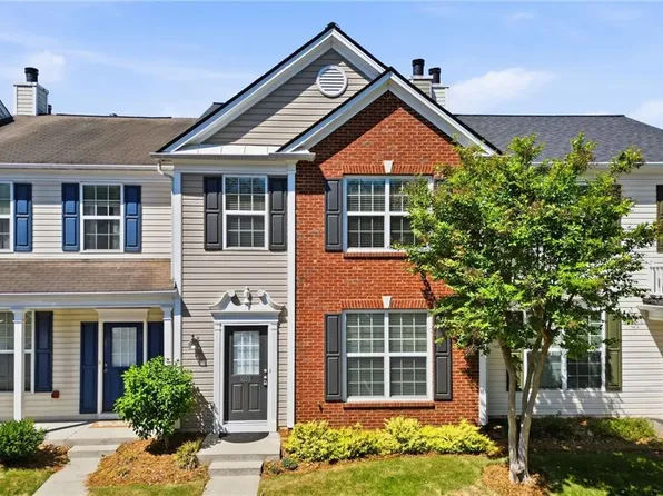 1033 Annazanes Ct, Alpharetta, GA 30004