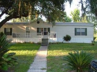 315 E Osceola Rd, Geneva, FL 32732