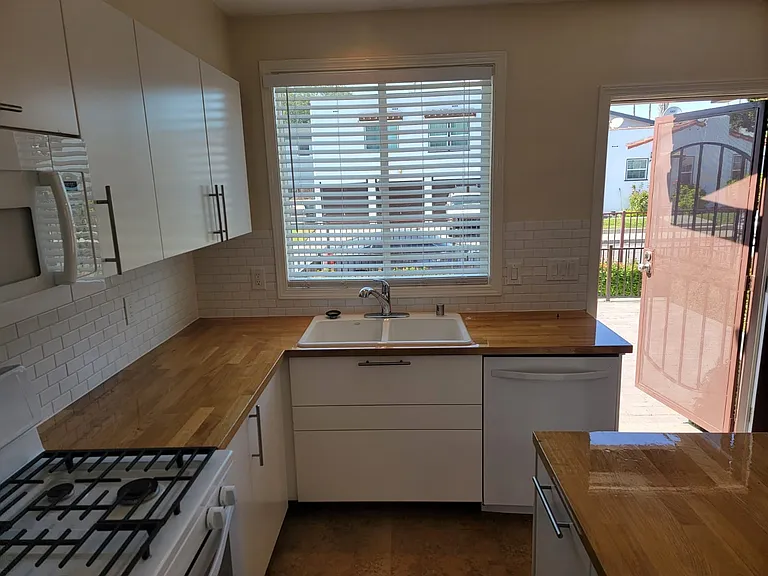5318 Cedar Ave #5334 — Photo 7