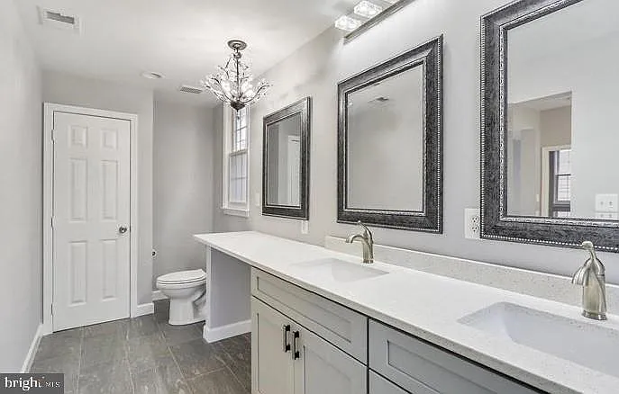 214 Hart Mews — Photo 22