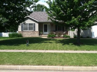 710 Platt Way, Hudson, IL 61748