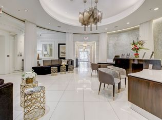 WaterWall Place, Houston, TX 77056