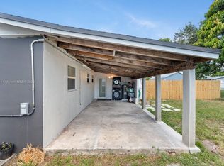 1111 NE 211th Ter, Miami, FL 33179