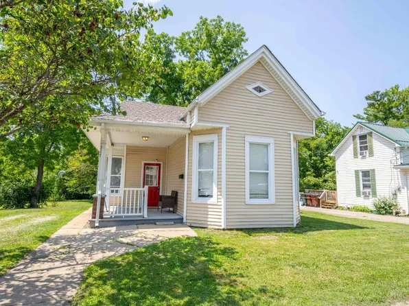 317 S Main St, Bethel, OH 45106