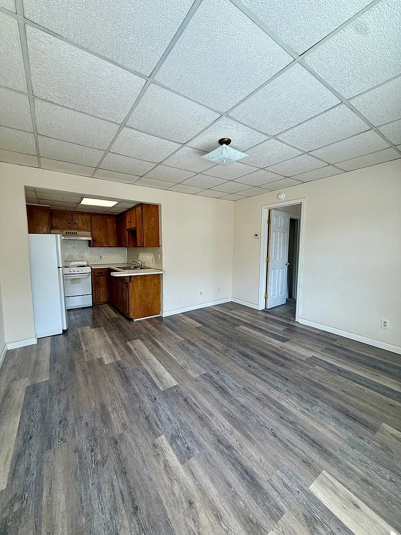 603 South Evans Avenue — Photo 1
