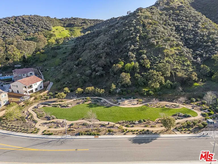 24220 Sterling Ranch Rd — Photo 8