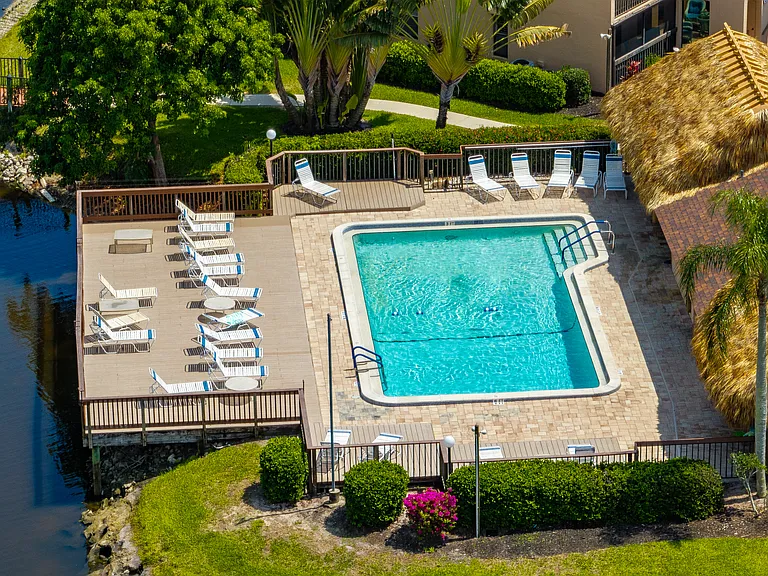 15456 Admiralty Cir #7 — Photo 58