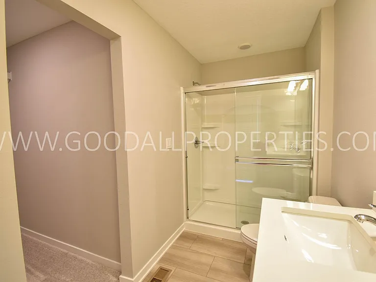 1100 NW Yorktown Dr — Photo 12