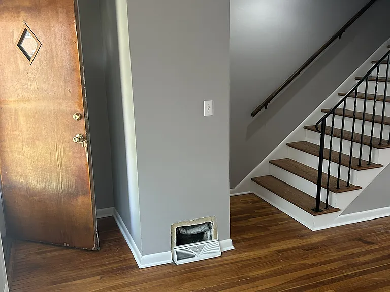 237 Broad Meadows Blvd — Photo 2