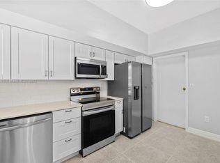 9985 SW 118th Ct, Miami, FL 33186