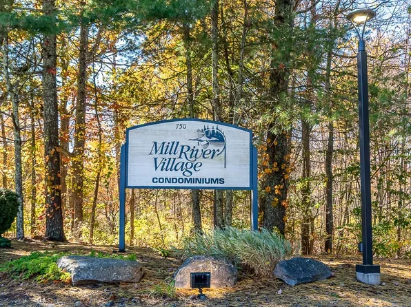 750 Whittenton St APT 1021, Taunton, MA 02780