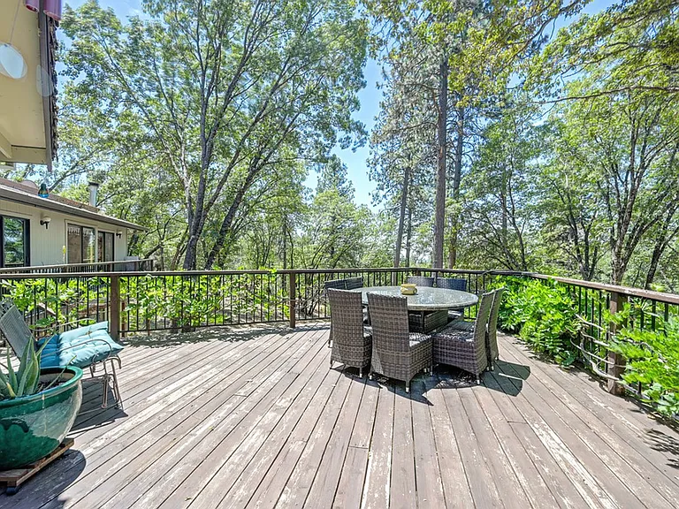 16832 Alice Way — Photo 83