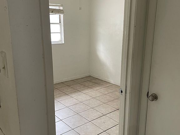 4th image of 500 Gray St #502