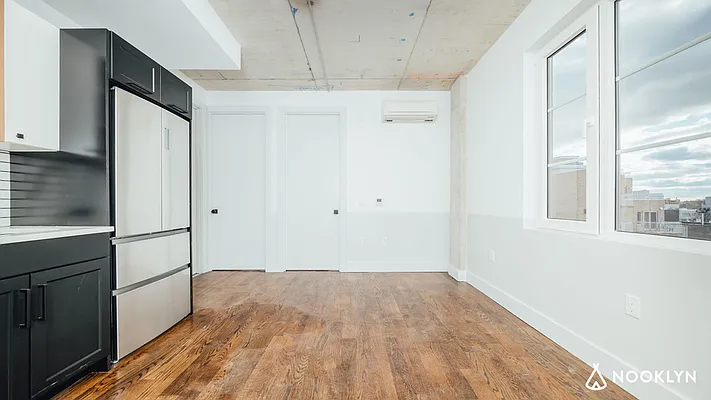 Rented by Nooklyn NYC LLC | media 101