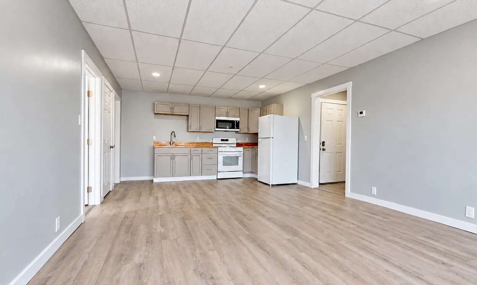 901 Main Street - 9 — Photo 1