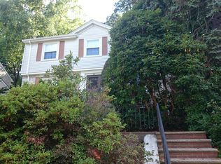 16 Glenburnie Rd, West Roxbury, MA 02132