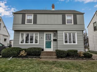 360 Pilgrim Rd, Tonawanda, NY 14150