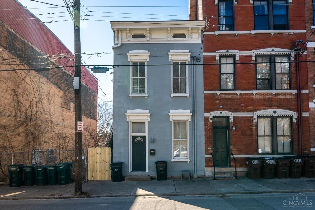 Real estate listing image