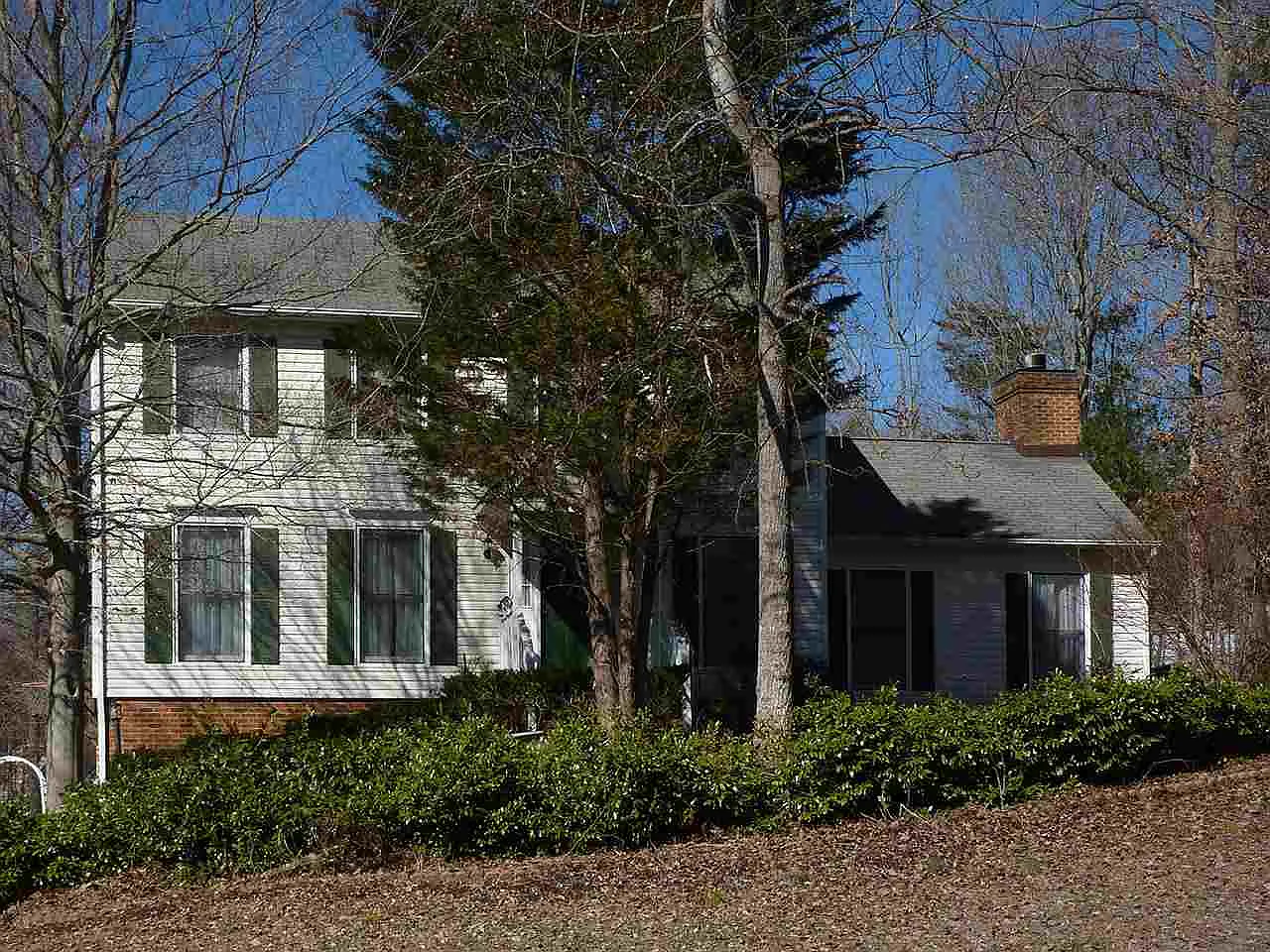 1824 Amberfield Dr photo 1