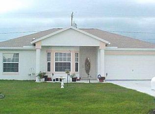 2328 SE Hurley Ct, Port Saint Lucie, FL 34952