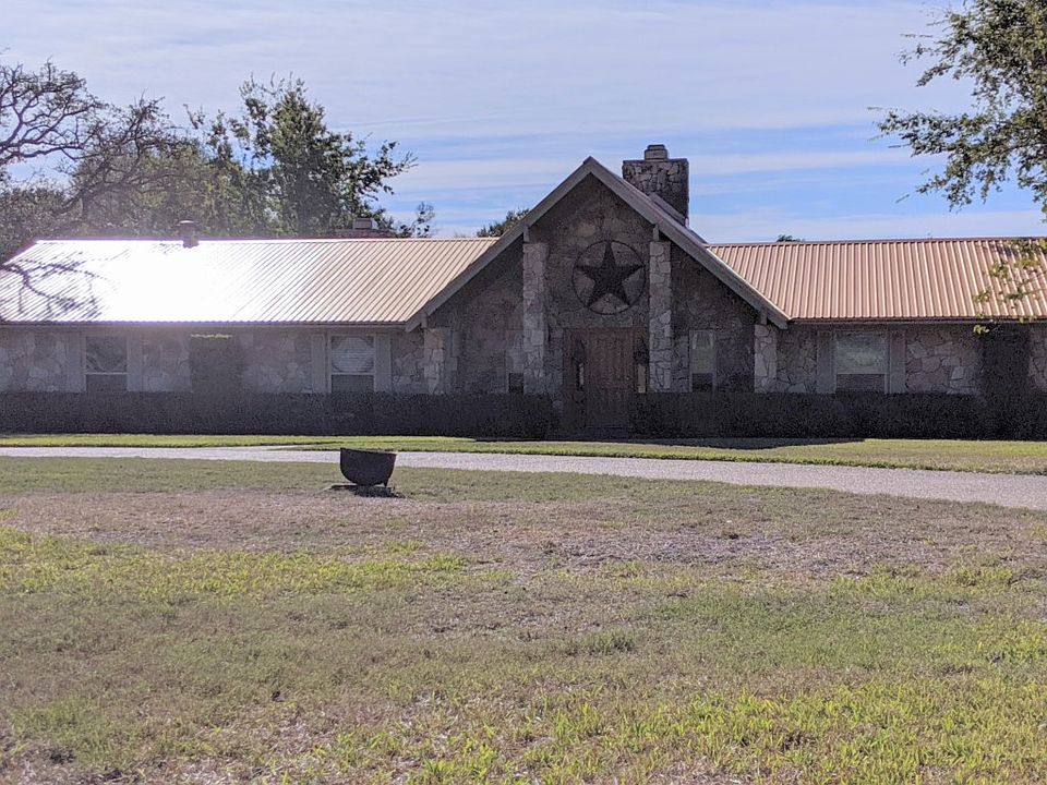 1st image of 824 Cactus Cir